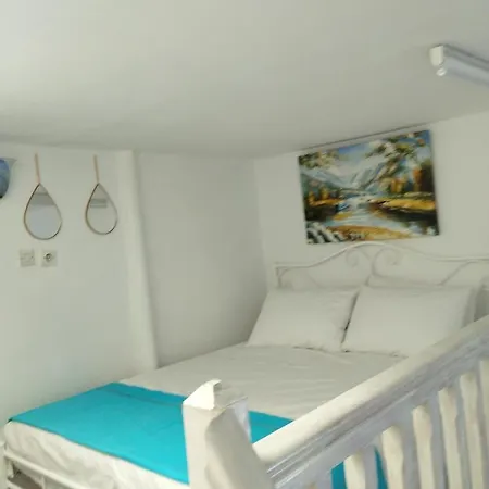 Mari...milo Peran Triovasalos