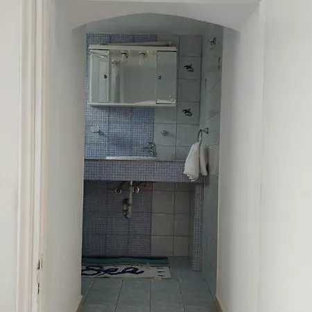 Mari...milo Pensión Peran Triovasalos