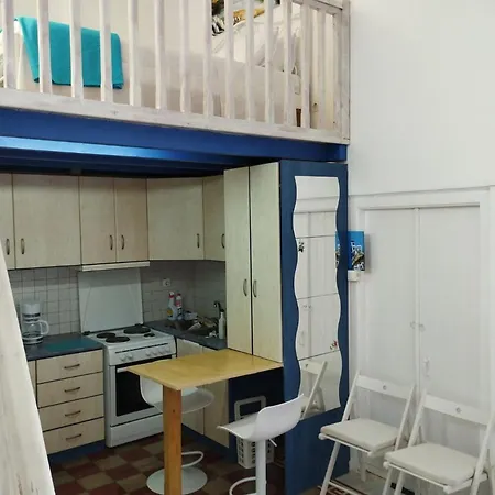 Mari...milo 3* Peran Triovasalos