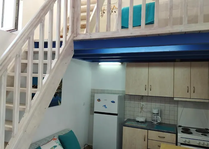 Mari...milo 3* Peran Triovasalos