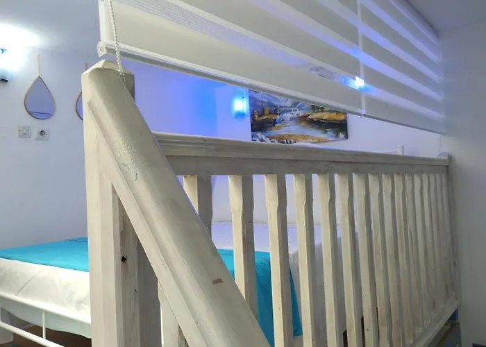 Pensionat Mari...milo Peran Triovasalos